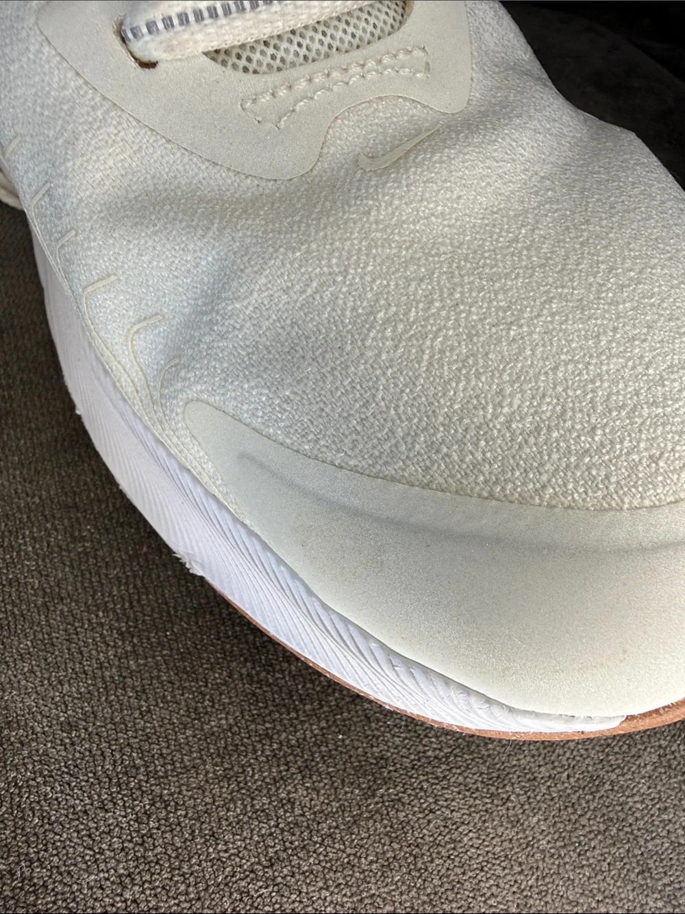 NIKE AIR MAX NUAXIS PREMIUM 'SOFT PEARL PURE PLATINUM'